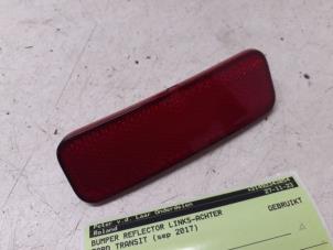 Gebruikte Bumper reflector links-achter Ford Transit 2.0 TDCi 16V Eco Blue 105 RWD Prijs op aanvraag aangeboden door Autodemontage van de Laar