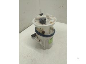 Gebruikte Benzinepomp Kia Picanto (TA) 1.2 16V Prijs € 75,00 Margeregeling aangeboden door Autodemontage van de Laar