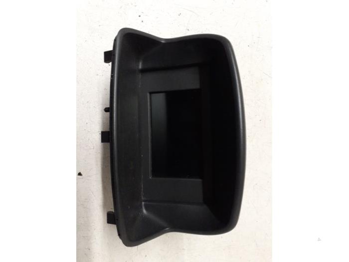 Display Interieur van een Opel Corsa D 1.2 16V 2007