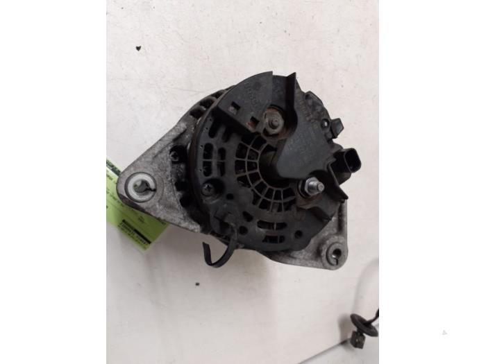 Gebruikte Dynamo Opel Corsa D 1.2 16V Prijs € 35,00 Margeregeling aangeboden door Autodemontage van de Laar