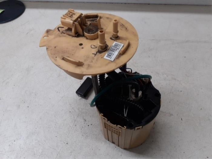 Gebruikte Tank element Pomp Opel Zafira Tourer (P12) 1.6 CDTI 16V ecoFLEX 136 Prijs € 75,00 Margeregeling aangeboden door Autodemontage van de Laar