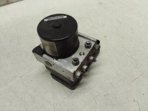 Gebruikte ABS Pomp Ford Focus C-Max 1.8 16V Prijs € 100,00 Margeregeling aangeboden door Autodemontage van de Laar