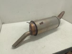 Gebruikte Uitlaat Einddemper Dacia Dokker (0S) 1.3 TCE 130 Prijs € 75,00 Margeregeling aangeboden door Autodemontage van de Laar
