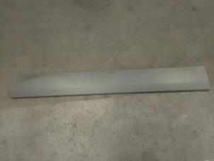 Gebruikte Sierlijst Mercedes Sprinter 3,5t (906.63) 313 CDI 16V Prijs € 60,50 Inclusief btw aangeboden door Autodemontage van de Laar