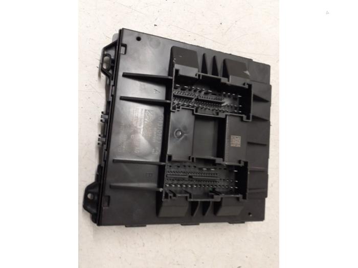 Gebruikte Computer Body Control Volkswagen Up! (121) 1.0 12V 60 Prijs op aanvraag aangeboden door Autodemontage van de Laar