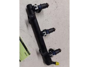 Gebruikte Common rail (Injectie) Volkswagen Up! (121) 1.0 12V 60 Prijs op aanvraag aangeboden door Autodemontage van de Laar