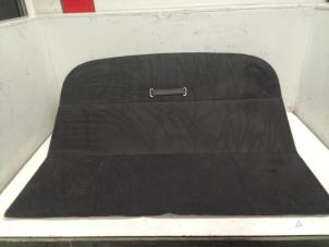 Gebruikte Vloerplaat bagageruimte Audi TT (8J3) 2.0 TFSI 16V Prijs € 50,00 Margeregeling aangeboden door Autodemontage van de Laar