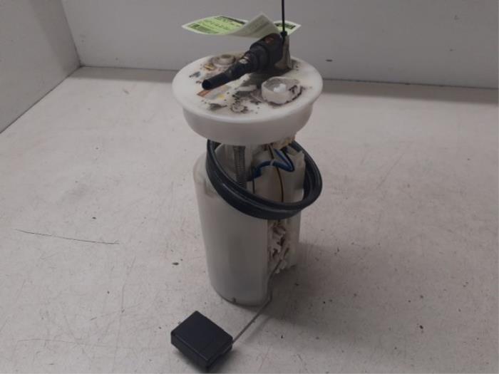 Gebruikte Benzinepomp Honda FR-V (BE) 1.8 i-VTEC 16V Prijs € 75,00 Margeregeling aangeboden door Autodemontage van de Laar