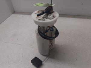 Gebruikte Benzinepomp Honda FR-V (BE) 1.8 i-VTEC 16V Prijs € 75,00 Margeregeling aangeboden door Autodemontage van de Laar