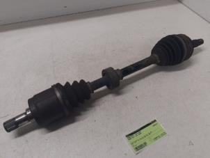 Gebruikte Homokineetas links-voor Honda FR-V (BE) 1.8 i-VTEC 16V Prijs € 50,00 Margeregeling aangeboden door Autodemontage van de Laar