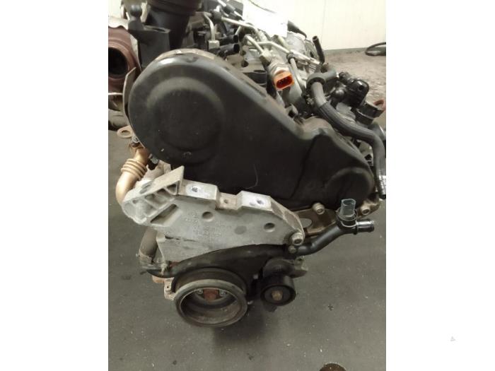 Gebruikte Motor Volkswagen Passat Variant (3C5) 2.0 TDI 16V Bluemotion Prijs € 900,00 Margeregeling aangeboden door Autodemontage van de Laar