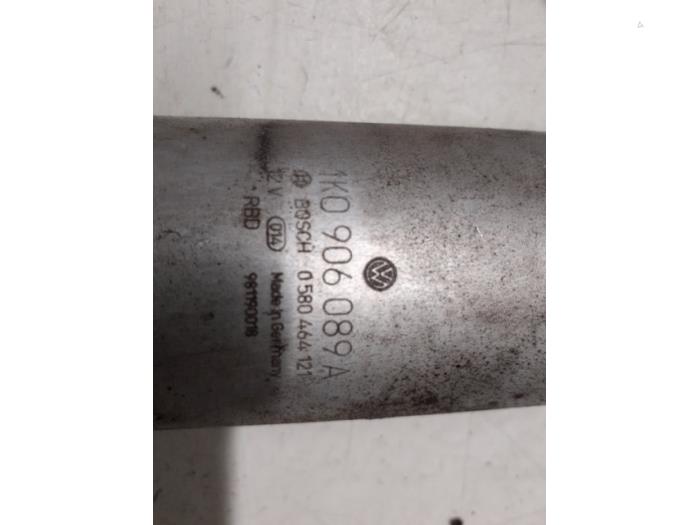 Gebruikte Tank element Pomp Volkswagen Passat Variant (3C5) 2.0 TDI 16V Bluemotion Prijs € 75,00 Margeregeling aangeboden door Autodemontage van de Laar