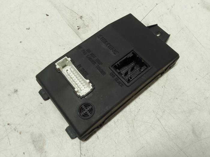 Gebruikte Computer Body Control Dacia Logan MCV I (KS) 1.6 Prijs € 65,00 Margeregeling aangeboden door Autodemontage van de Laar