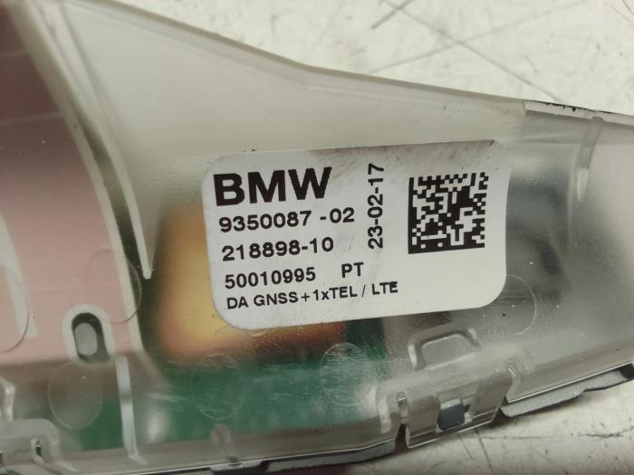 Antenne van een BMW 3 serie Gran Turismo (F34) 320d 2.0 16V 2017