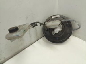 Gebruikte Rembekrachtiger Renault Trafic (1FL/2FL/3FL/4FL) 1.6 dCi 95 Prijs € 151,25 Inclusief btw aangeboden door Autodemontage van de Laar