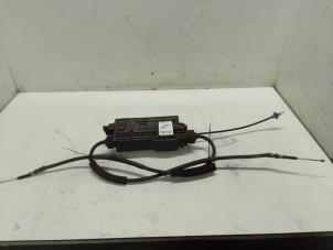 Gebruikte Handrem motor BMW 5 serie Gran Turismo (F07) 520d 16V Prijs € 400,00 Margeregeling aangeboden door Autodemontage van de Laar