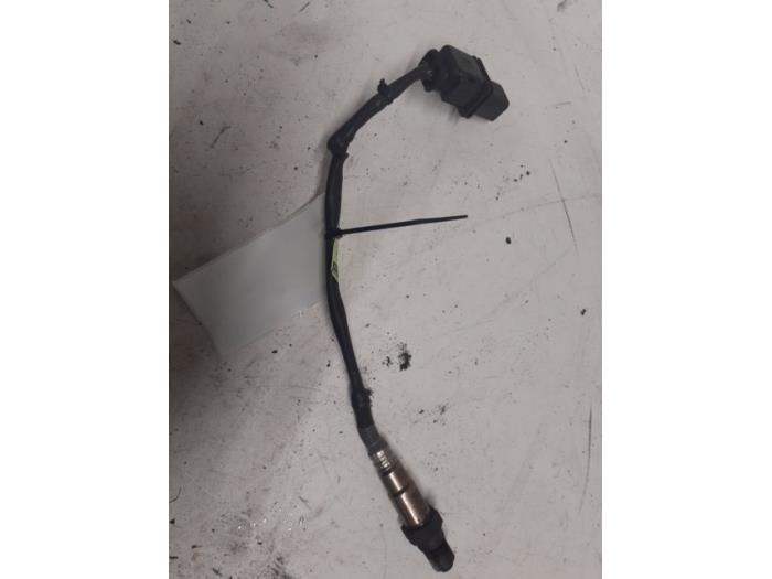 Gebruikte Lambda Sonde Hyundai H1 People Prijs € 40,00 Margeregeling aangeboden door Autodemontage van de Laar