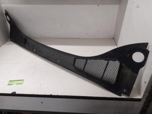 Gebruikte Paravan Ford Focus 3 Wagon 1.0 Ti-VCT EcoBoost 12V 100 Prijs € 40,00 Margeregeling aangeboden door Autodemontage van de Laar