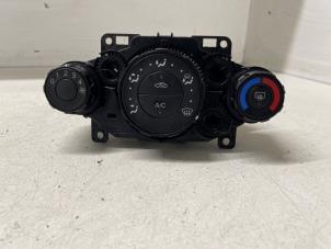 Gebruikte Kachel Bedieningspaneel Ford Fiesta 6 (JA8) 1.25 16V Prijs € 35,00 Margeregeling aangeboden door Autodemontage van de Laar