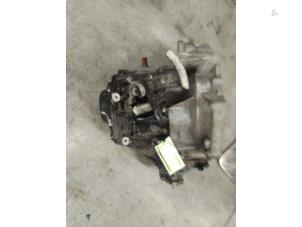 Gebruikte Versnellingsbak Seat Ibiza V (KJB) 1.0 TSI 12V Prijs € 400,00 Margeregeling aangeboden door Autodemontage van de Laar