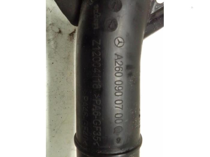 Gebruikte Turbo Pijp Mercedes A (177.0) 2.0 A-220 Turbo 16V Prijs € 40,00 Margeregeling aangeboden door Autodemontage van de Laar