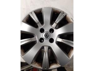 Gebruikte Velg Renault Captur (2R) 1.5 Energy dCi 90 FAP Prijs € 70,00 Margeregeling aangeboden door Autodemontage van de Laar