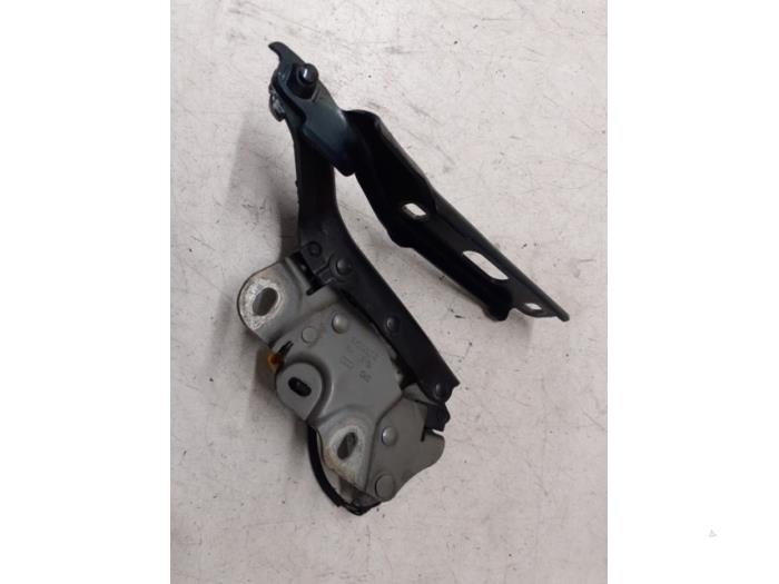 Motorkapscharnieractivator, slijtvast 8V0823823F Actieve motorkapactuator 3-pins voor auto's Motorkapscharnieractivator, slijtvast 8V0823823F Actieve motorkapactuator 3-pins voor auto's