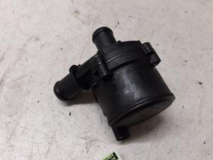 Gebruikte Watercirculatiepomp Audi A3 Sportback (8VA/8VF) 1.0 30 TFSI 12V Prijs op aanvraag aangeboden door Autodemontage van de Laar