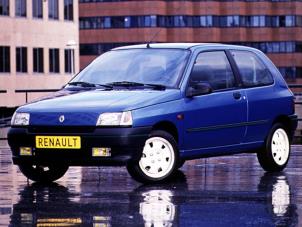 Gebruikte Sportvelgen Set Renault Clio Prijs € 150,00 Margeregeling aangeboden door Autodemontage van de Laar