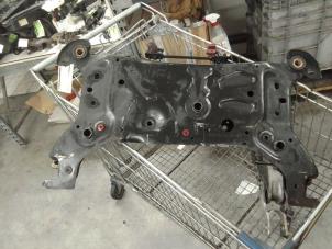 Gebruikte Subframe Volvo V40 (MV) 2.0 D4 16V Prijs € 125,00 Margeregeling aangeboden door Autodemontage van de Laar