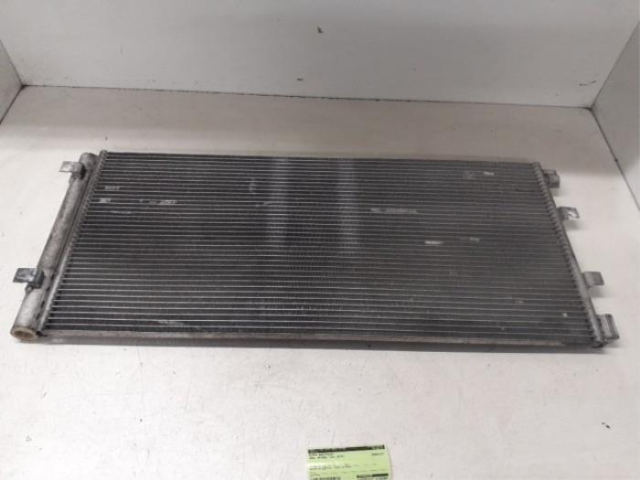 Gebruikte Airco Radiateur Opel Movano 2.3 CDTi 16V FWD Prijs € 70,00 Margeregeling aangeboden door Autodemontage van de Laar