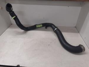 Gebruikte Intercooler Buis Opel Movano 2.3 CDTi 16V FWD Prijs op aanvraag aangeboden door Autodemontage van de Laar