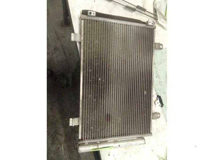 Airco Radiateur van een Opel Agila (B) 1.2 16V 2011