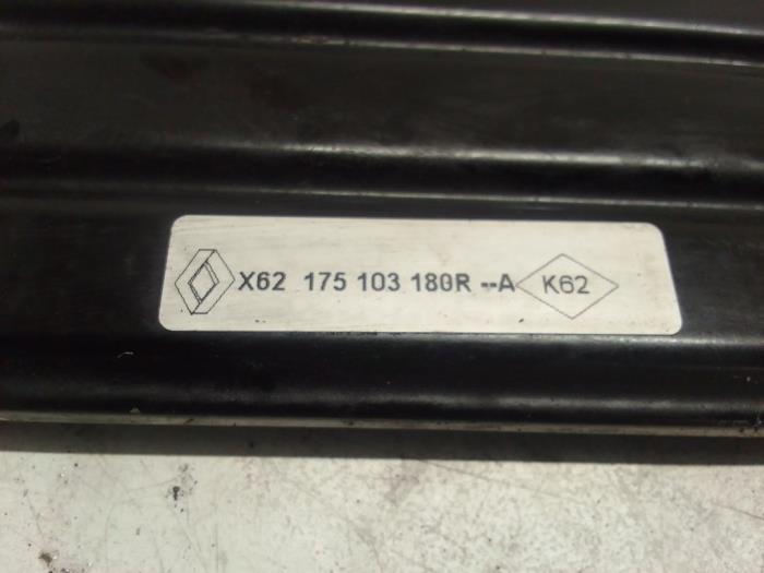 Gebruikte Brandstofkoeler Renault Master III (MA/MB/MC/MD/MH/MF/MG/MH) 2.3 dCi 150 16V Prijs € 84,70 Inclusief btw aangeboden door Autodemontage van de Laar