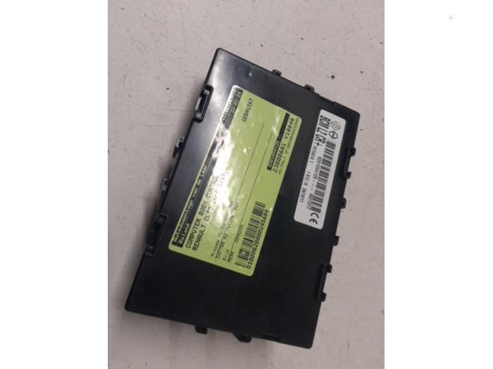 Gebruikte Bodycontrol Module Renault Clio III (BR/CR) 1.2 16V TCe 100 Prijs op aanvraag aangeboden door Autodemontage van de Laar