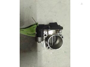 Gebruikte Gasklephuis Ford Fiesta 7 1.0 EcoBoost 12V 100 Prijs € 80,00 Margeregeling aangeboden door Autodemontage van de Laar