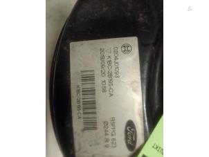 Gebruikte Rembol Ford Fiesta 7 1.0 EcoBoost 12V 100 Prijs € 70,00 Margeregeling aangeboden door Autodemontage van de Laar