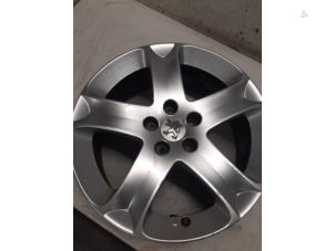 Gebruikte Velg Peugeot 407 SW (6E) 2.0 HDiF 16V Prijs € 50,00 Margeregeling aangeboden door Autodemontage van de Laar