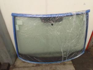 Gebruikte Voorruit Volkswagen Caddy Prijs € 211,75 Inclusief btw aangeboden door Autodemontage van de Laar