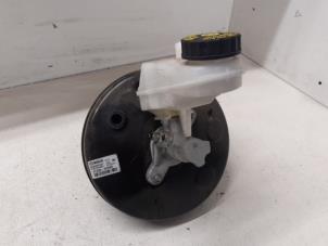 Gebruikte Rembekrachtiger Toyota Aygo (B40) 1.0 12V VVT-i Prijs op aanvraag aangeboden door Autodemontage van de Laar