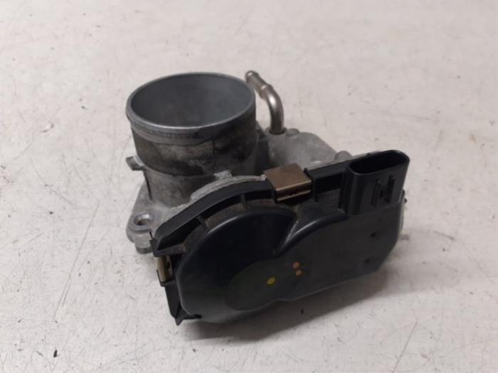 Gebruikte Gasklephuis Toyota Aygo (B40) 1.0 12V VVT-i Prijs € 30,00 Margeregeling aangeboden door Autodemontage van de Laar