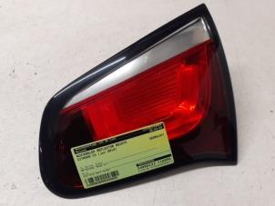 Gebruikte Achterklep reflector rechts Citroen C3 (SC) 1.2 VTi 82 12V Prijs op aanvraag aangeboden door Autodemontage van de Laar