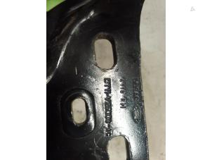 Gebruikte Schuifdeurrol rechts Ford Transit Connect (PJ2) 1.5 EcoBlue Prijs op aanvraag aangeboden door Autodemontage van de Laar