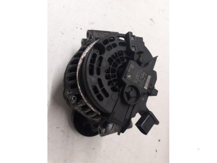 Dynamo van een BMW 3 serie Touring (E91) 325i 24V 2006
