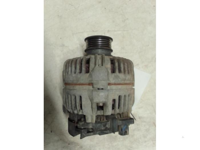 Dynamo van een Opel Meriva 1.6 16V 2007