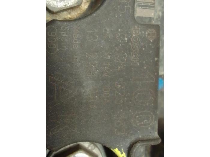 Dynamo van een Opel Meriva 1.6 16V 2007