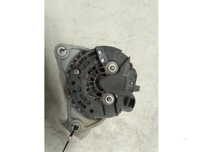 Dynamo van een Opel Meriva 1.6 16V 2007