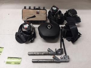 Gebruikte Airbag Set + Module Renault Megane IV Estate (RFBK) 1.3 TCE 160 16V Prijs op aanvraag aangeboden door Autodemontage van de Laar