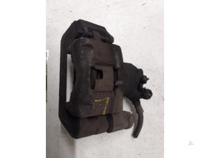 Gebruikte Remklauw (Tang) links-voor Fiat Panda (169) 1.2, Classic Prijs op aanvraag aangeboden door Autodemontage van de Laar