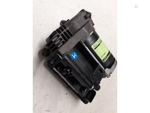 Gebruikte Luchtpomp (Vering) Citroen C4 Grand Picasso (UA) 2.0 16V Autom. Prijs € 350,00 Margeregeling aangeboden door Autodemontage van de Laar